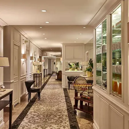 Отель Sofitel Baltimore Tour Eiffel