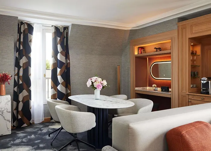 Sofitel Baltimore Tour Eiffel 5* Παρίσι