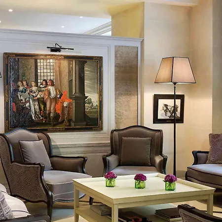 Hotel Sofitel Baltimore Tour Eiffel 5*