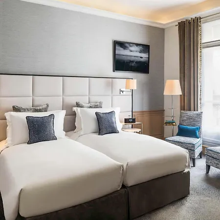 Sofitel Baltimore Tour Eiffel Hotel 5*