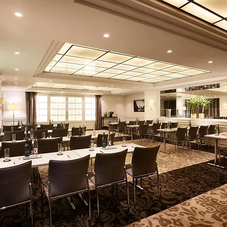 Sofitel Baltimore Tour Eiffel