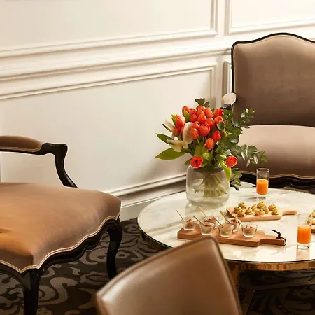 Sofitel Baltimore Tour Eiffel מלון