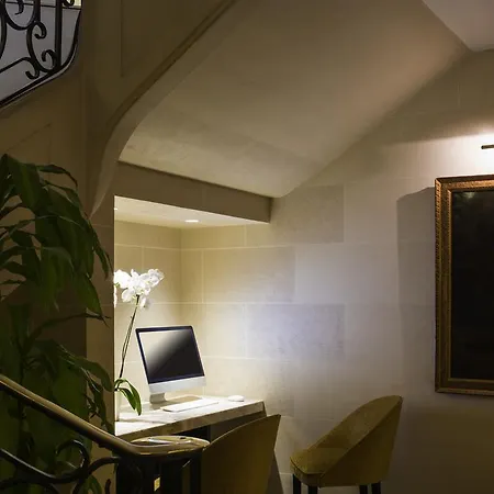 Sofitel Baltimore Tour Eiffel Hotel 5*
