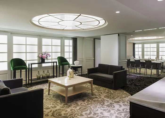 Sofitel Baltimore Tour Eiffel 5*