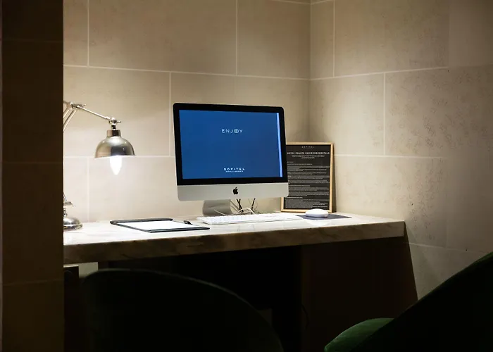 Sofitel Baltimore Tour Eiffel