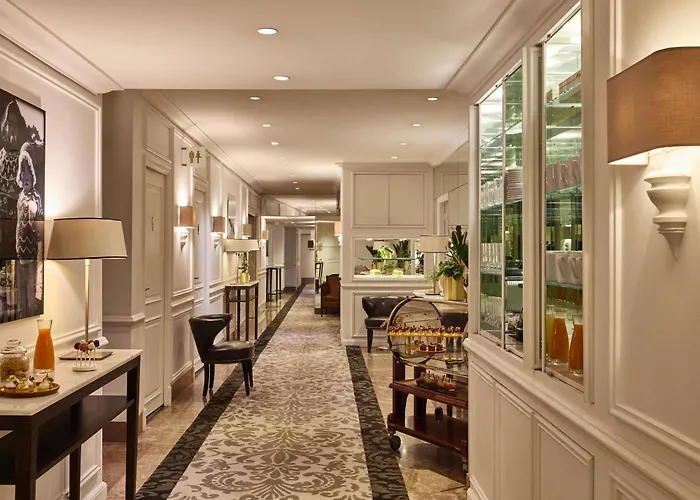 Ξενοδοχείο Sofitel Baltimore Tour Eiffel 5*