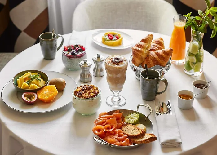 Sofitel Baltimore Tour Eiffel 5* Paris