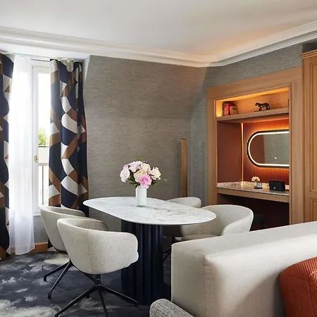 Sofitel Baltimore Tour Eiffel 5* Paris