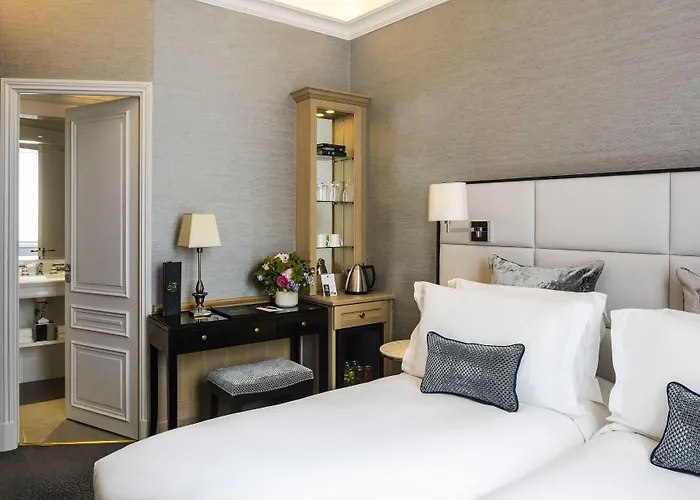 Sofitel Baltimore Tour Eiffel 5*