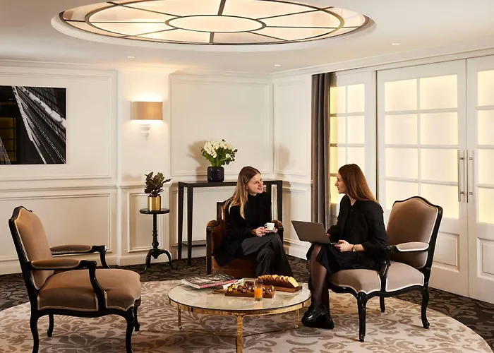 Sofitel Baltimore Tour Eiffel