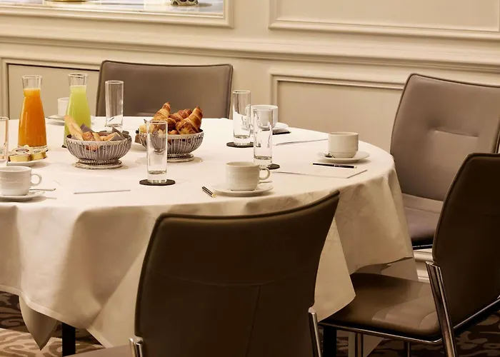 Sofitel Baltimore Tour Eiffel Hotel 5*