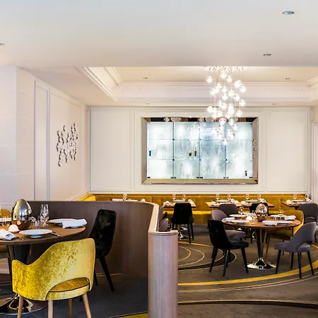 Sofitel Baltimore Tour Eiffel 5* Paříž