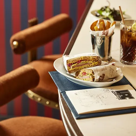 Sofitel Baltimore Tour Eiffel 5* Paříž