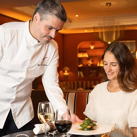 Hotel Sofitel Baltimore Tour Eiffel