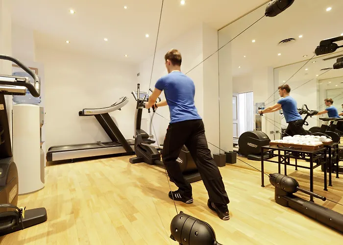 Sofitel Baltimore Tour Eiffel 5*