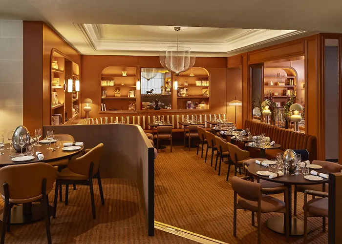 Sofitel Baltimore Tour Eiffel Otel 5*