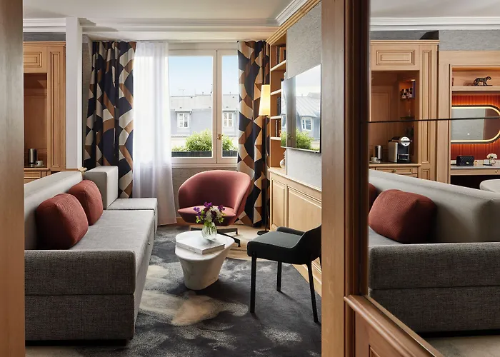 Sofitel Baltimore Tour Eiffel 5*